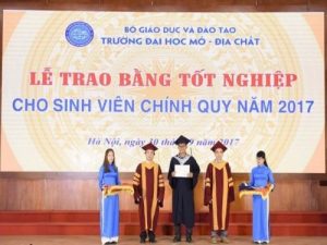 Làm Bằng Đại Học Chính Quy Bao Công Chứng Cả Nước