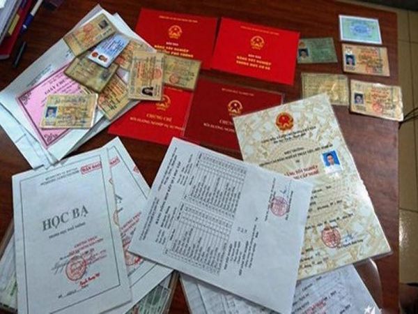 Làm giấy tờ giả đủ loại