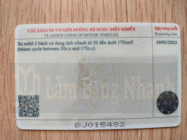 Mẫu bằng lái xe A1 mặt sau