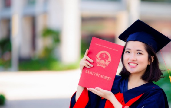 Vì sao bạn nên chọn dịch vụ làm bằng cấp 3 của Làm Bằng Nhanh