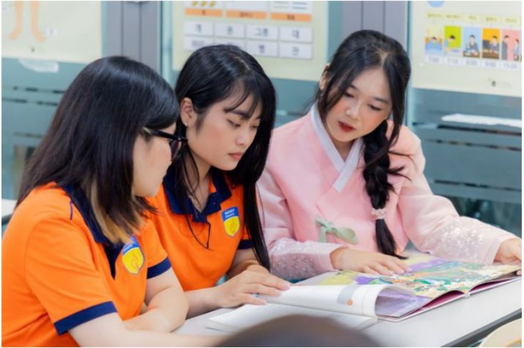 Thời gian học chính thức tại HUTECH