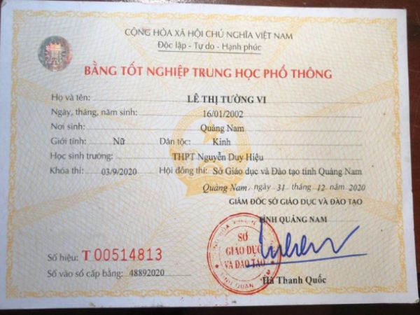 Sự khác biệt giữa bằng tốt nghiệp tạm thời và bằng chính thức