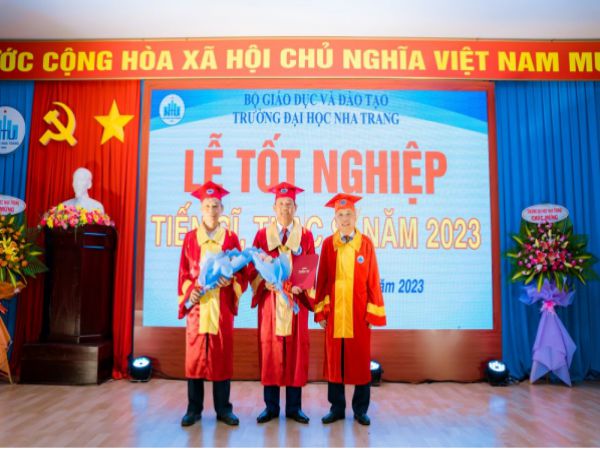 Học Vị Hiện Tại Cao Nhất Ở Việt Nam Là Gì?