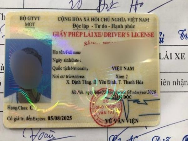 Khi nào cần đổi giấy phép lái xe hạng C?